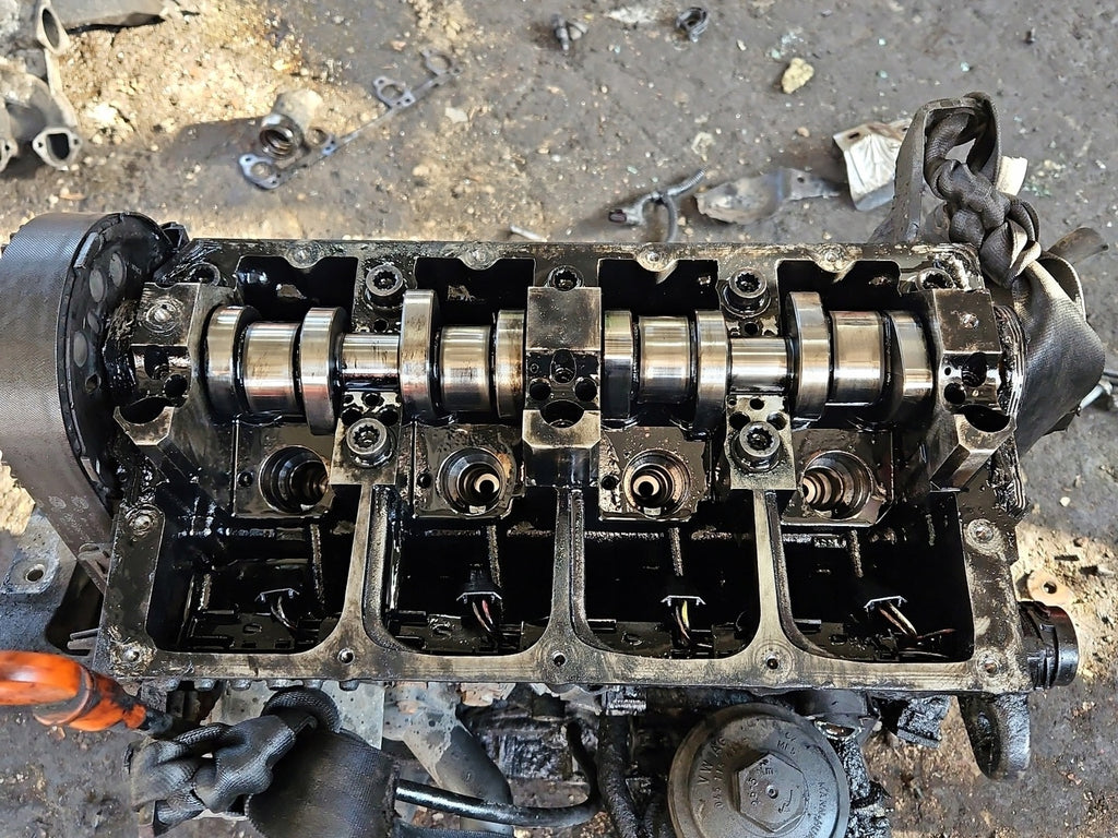Motor VW Transporter BRR 1.9 TDI 84PS 62kW 2008 Diesel Engine Unkomplett