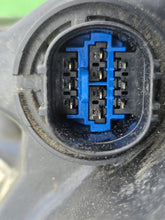 Laden Sie das Bild in den Galerie-Viewer, Frontscheinwerfer Hyundai I I40 92102-3 LED Rechts Scheinwerfer Headlight SCH5293505344pc