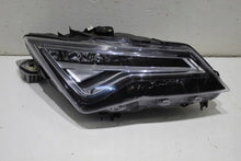 Laden Sie das Bild in den Galerie-Viewer, Frontscheinwerfer Seat Ateca 576941008D LED Rechts Scheinwerfer Headlight