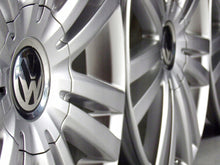 Laden Sie das Bild in den Galerie-Viewer, 4x Alufelge 17 Zoll 7.0" 5x112 47ET Glanz Silber 1T0601025F VW Touran Golf FEL7066242732qu