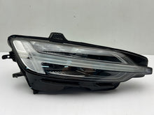 Load image into Gallery viewer, Frontscheinwerfer Volvo S60 II V60 32347005 Full LED Rechts oder Links SCH9721178997ap