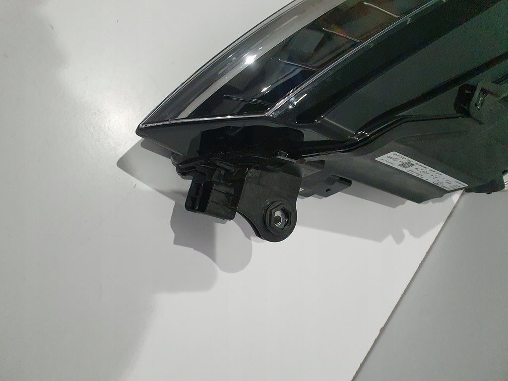 Frontscheinwerfer Skoda Superb III 3V1941016D LED Rechts Scheinwerfer Headlight