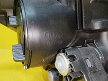 Laden Sie das Bild in den Galerie-Viewer, Frontscheinwerfer Kia Soul II 13-92101-B2 Links Scheinwerfer Headlight SCH5983495367hp