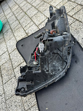 Load image into Gallery viewer, Frontscheinwerfer Toyota Yaris LED Rechts Scheinwerfer Headlight SCH5537952960nv