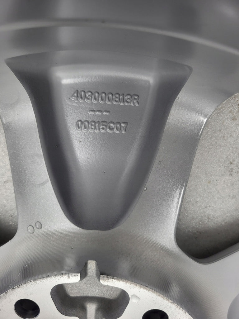 1x Alufelge 16 Zoll 6.5" 5x114.3 50ET Glanz Silber 403000813R Dacia Duster FEL7626202663dy