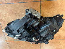 Laden Sie das Bild in den Galerie-Viewer, Frontscheinwerfer BMW 5A798D8 Full LED Rechts Scheinwerfer Headlight SCH8277619980oo