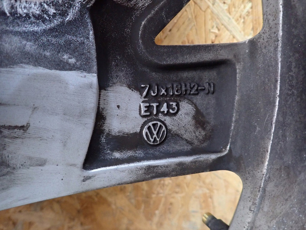 1x Alufelge 18 Zoll 7.0" 5x112 43ET 5NA601025AD VW Tiguan Ad1 Rim Wheel