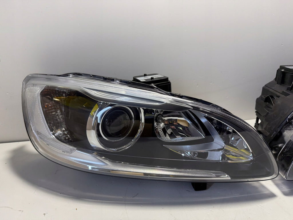 Frontscheinwerfer Volvo V60 S60 Xenon Ein Satz Scheinwerfer Headlight SCH2266994259db