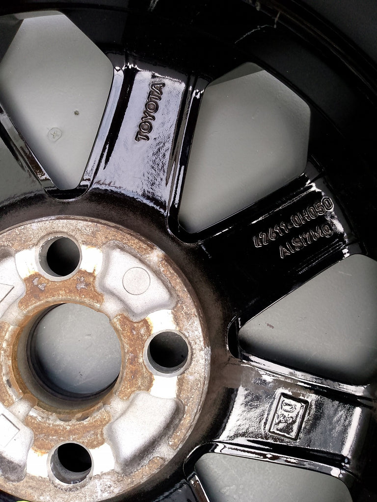 1x Alufelge 15 Zoll 4.5" 4x100 35ET 42611-0H050 Toyota Aygo Rim Wheel