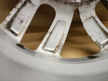 Load image into Gallery viewer, 1x Alufelge 17 Zoll 7.0" 5x120 50ET Glanz Schwarz 9803726 Mini Rim Wheel FEL8088019641ax
