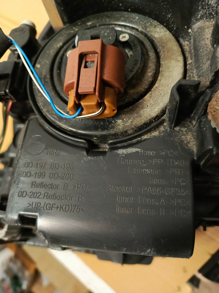 Frontscheinwerfer Toyota Yaris 659998888 Rechts Scheinwerfer Headlight SCH4024572835kw