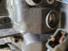 Load image into Gallery viewer, Frontscheinwerfer Toyota Yaris SPP11883 Ein Stück (Rechts oder Links) Headlight