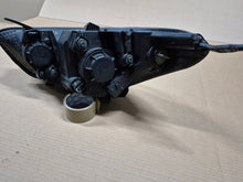 Laden Sie das Bild in den Galerie-Viewer, Frontscheinwerfer Hyundai I20 II 92102-4P500 Rechts Scheinwerfer Headlight SCH1983345544ai