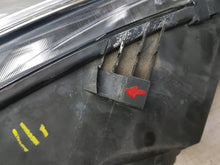 Laden Sie das Bild in den Galerie-Viewer, Frontscheinwerfer Opel Astra J 39027951 LE10A6241 Ein Stück (Rechts oder Links) SCH6679770487jc