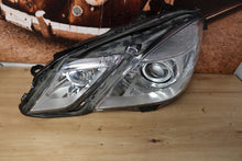 Laden Sie das Bild in den Galerie-Viewer, Frontscheinwerfer Mercedes-Benz W212 A2128201959 Xenon Rechts oder Links SCH1602471097xg