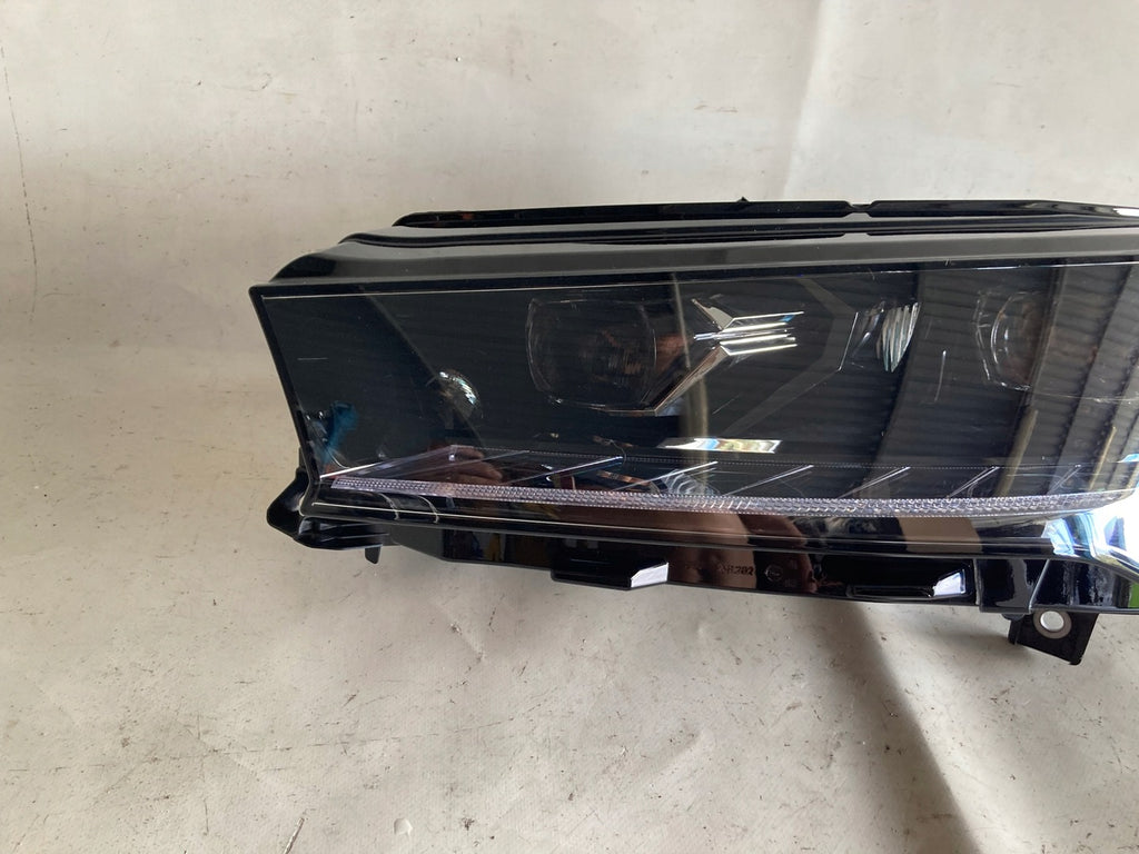 Frontscheinwerfer Skoda Enyaq 5LB941015A Full LED Links Scheinwerfer Headlight