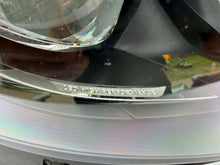 Laden Sie das Bild in den Galerie-Viewer, Frontscheinwerfer Mercedes-Benz W213 2139064004 Rechts Scheinwerfer Headlight SCH3681044655bh