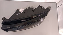 Laden Sie das Bild in den Galerie-Viewer, Frontscheinwerfer Skoda Octavia 5E4941015A LED Links Scheinwerfer Headlight SCH5357998074ow