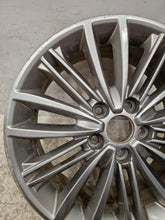 Load image into Gallery viewer, 1x Alufelge 17 Zoll 7.0" 5x114.3 50ET 52910-J9200 Hyundai Kona Rim Wheel FEL1102508992ff