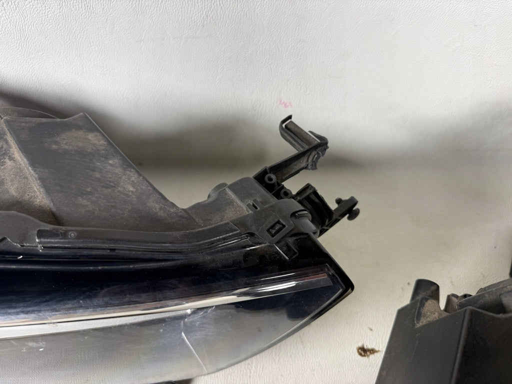 Frontscheinwerfer VW T-Roc 2GA941005B 90136432 Ein Stück (Rechts oder Links) SCH2804386622rr