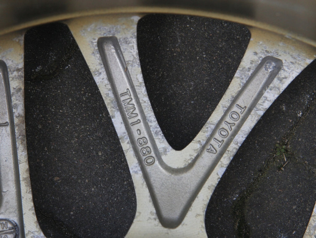 1x Alufelge 18 Zoll 8.0" 5x114.3 50ET Lexus X Rim Wheel