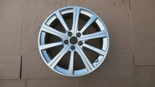 Load image into Gallery viewer, 1x Alufelge 19 Zoll 7.5&quot; 5x112 33ET 83A601025AB Audi Q3 Rim Wheel