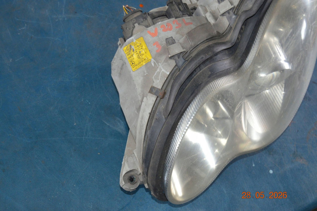 Frontscheinwerfer Mercedes-Benz W203 A2038203761 Xenon Links Headlight SCH2667063392qf