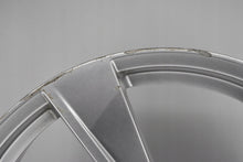 Load image into Gallery viewer, 1x Alufelge 19 Zoll 8.5&quot; 5x112 40ET Glanz Silber 8W0601025 Audi Rim Wheel