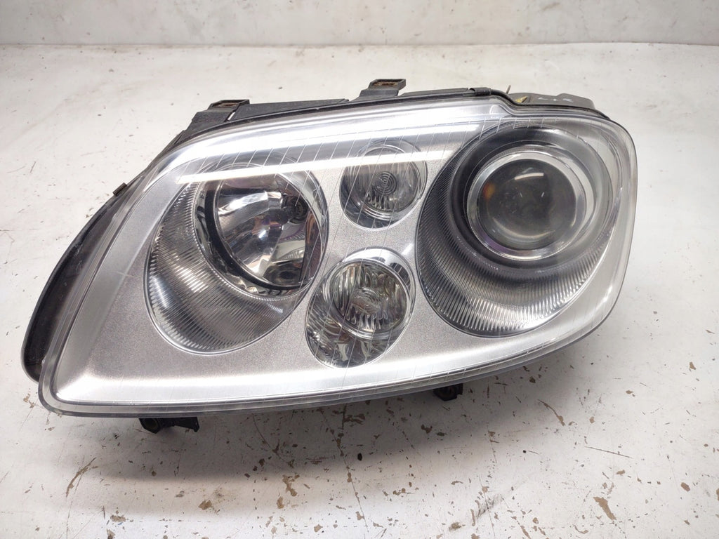 Frontscheinwerfer VW Touran 1T0941032F 1T0941031F Xenon Ein Satz Headlight SCH9870815974di
