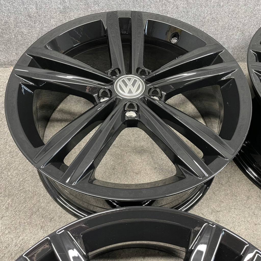 4x Alufelge 18 Zoll 7.5" 5x112 51ET 5G0601025DC VW Golf Vii Rim Wheel