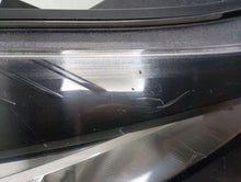 Laden Sie das Bild in den Galerie-Viewer, Frontscheinwerfer Ford Focus FRC96605 Rechts Scheinwerfer Headlight SCH8950890827ix