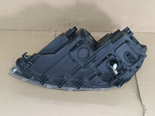 Load image into Gallery viewer, Frontscheinwerfer Seat Alhambra 7N5941752 Rechts Scheinwerfer Headlight SCH8206962061su