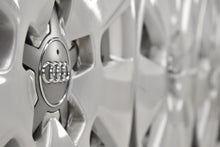 Laden Sie das Bild in den Galerie-Viewer, 4x Alufelge 17 Zoll 7.5" 5x112 45ET Glanz Silber 8K0601025 Audi A4 B8 Rim Wheel FEL4400526615km