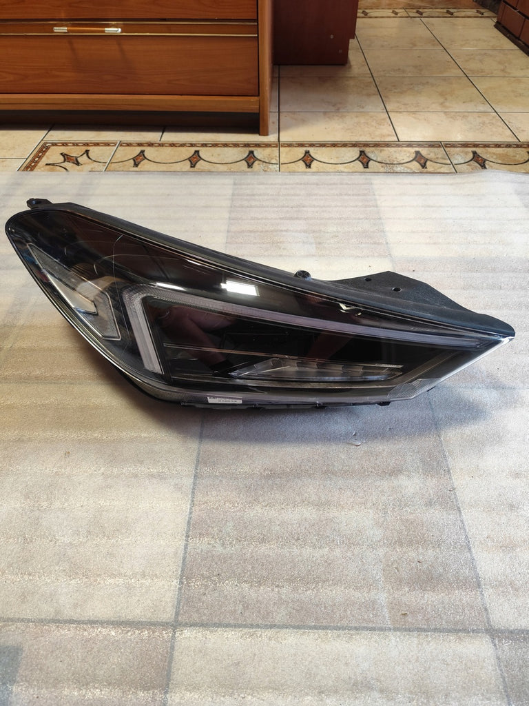 Frontscheinwerfer Hyundai Tucson 92101D7700 Rechts Scheinwerfer Headlight SCH1245823014vs