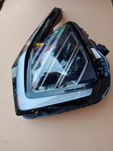 Laden Sie das Bild in den Galerie-Viewer, Frontscheinwerfer Kia Sportage V 92101-R2100 LED Links Scheinwerfer Headlight