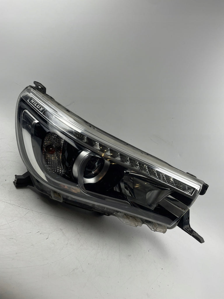 Frontscheinwerfer Toyota Hilux OK-56 LED Rechts Scheinwerfer Headlight SCH9937359130dh