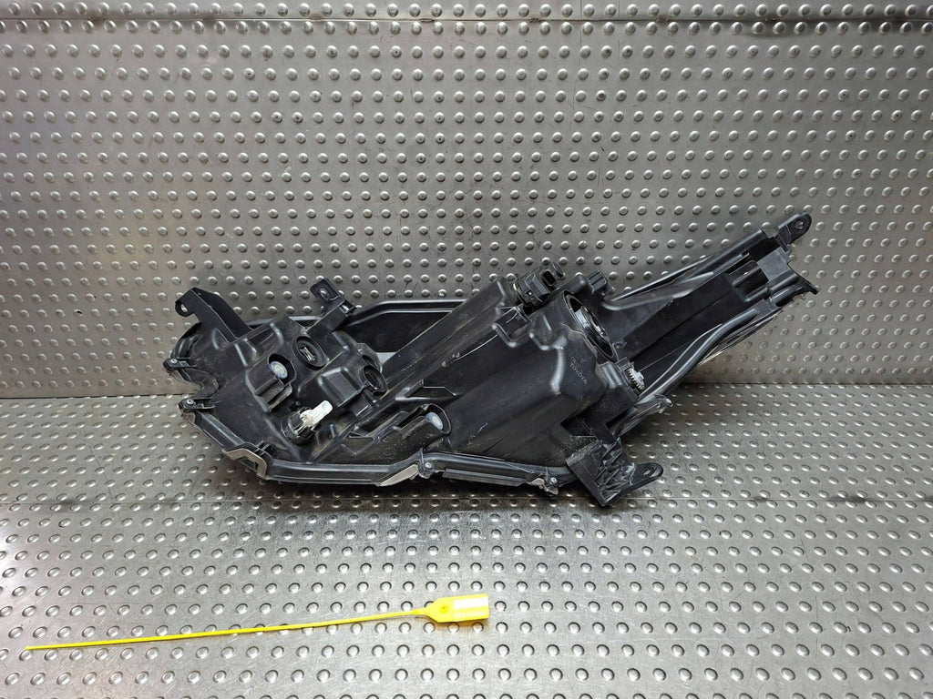 Frontscheinwerfer Toyota Yaris K0-6EU Rechts Scheinwerfer Headlight SCH4647084011zq