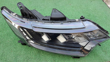 Load image into Gallery viewer, Frontscheinwerfer Mitsubishi Outlander III 8301D332 LED Rechts Headlight