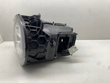 Laden Sie das Bild in den Galerie-Viewer, Frontscheinwerfer Mercedes-Benz W463 A4639061802 LED Rechts Headlight SCH6973126865lh