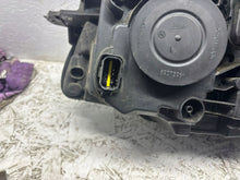 Laden Sie das Bild in den Galerie-Viewer, Frontscheinwerfer Peugeot 508 9807241180 Rechts Scheinwerfer Headlight SCH8941441909no