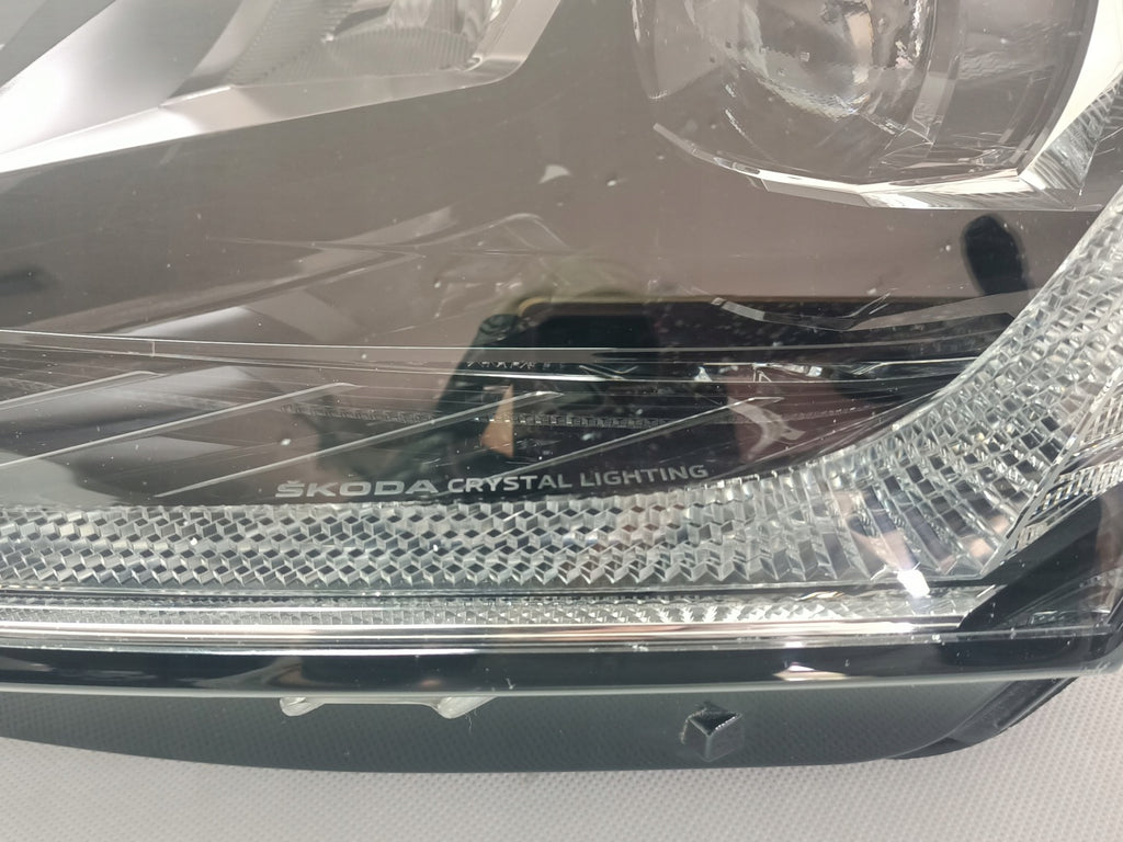 Frontscheinwerfer Skoda Octavia IV 5E4941015 Links Scheinwerfer Headlight SCH8178215643ft