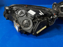Load image into Gallery viewer, Frontscheinwerfer BMW F01 Xenon Ein Stück (Rechts oder Links) Headlight SCH3406361150he