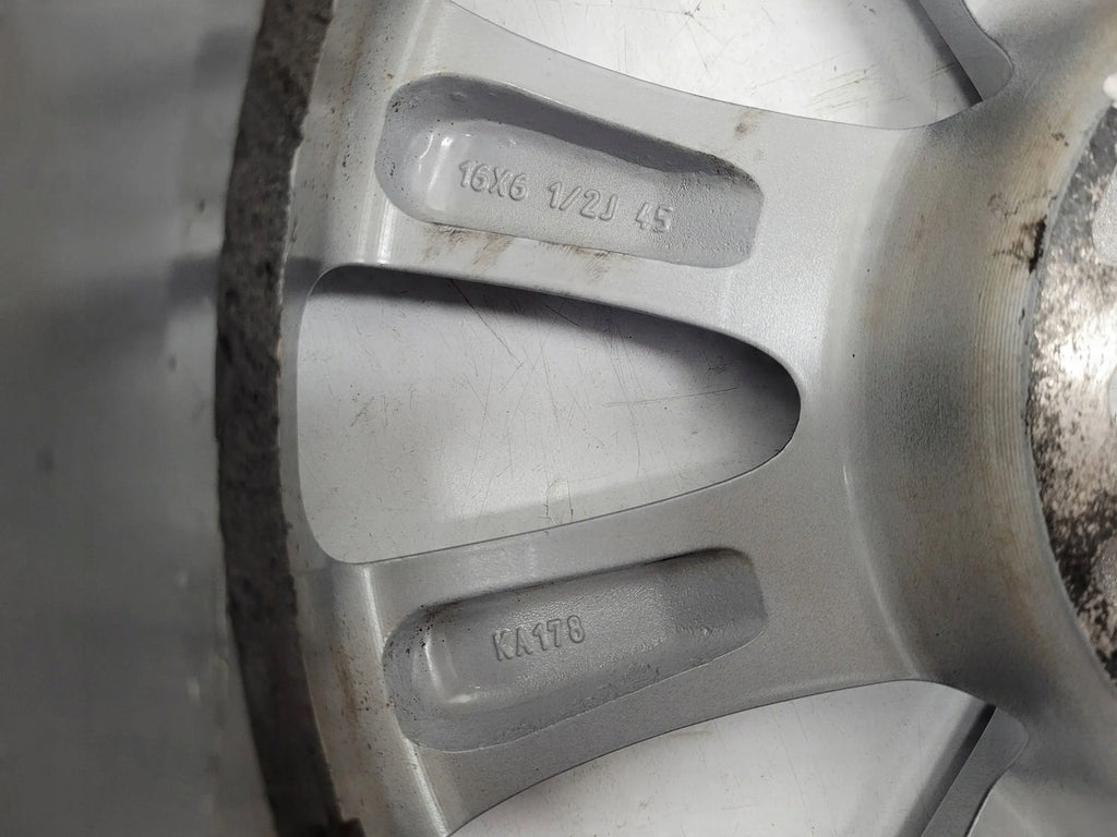 1x Alufelge 16 Zoll 6.5" 5x114.3 45ET Glanz Graphit 9965N06560 Mazda Iii