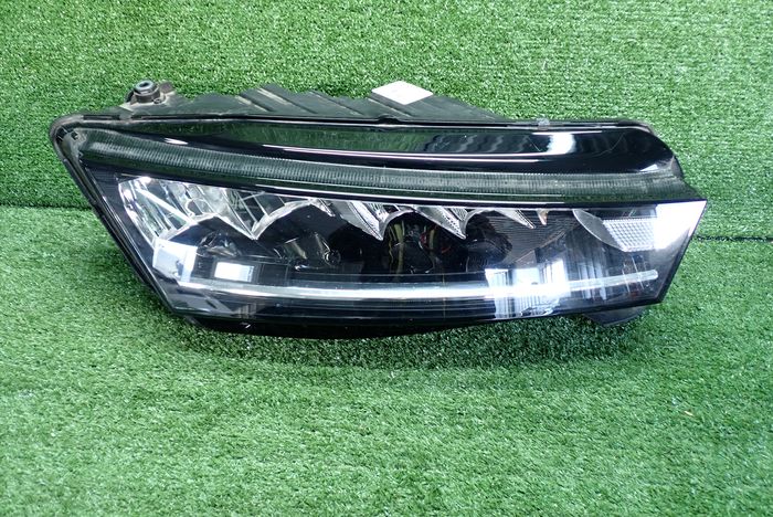 Frontscheinwerfer Skoda Octavia IV Rechts Scheinwerfer Headlight SCH6644563981hk