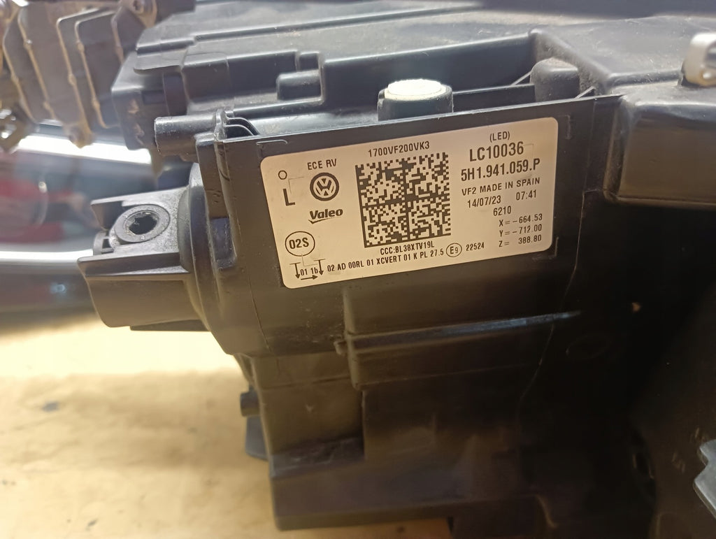 Frontscheinwerfer VW 5H1941060 Full LED Ein Satz Scheinwerfer Headlight SCH2216627795lb