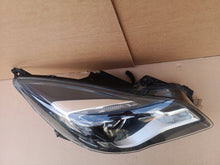 Laden Sie das Bild in den Galerie-Viewer, Frontscheinwerfer Opel Insignia A 13409907 LED Rechts Scheinwerfer Headlight SCH9940947930si