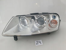 Load image into Gallery viewer, Frontscheinwerfer VW Touareg 7L6941017BG Xenon Links Scheinwerfer Headlight