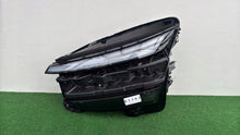 Laden Sie das Bild in den Galerie-Viewer, Frontscheinwerfer Tesla Model Y 1918350-00-D Links Scheinwerfer Headlight