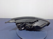 Laden Sie das Bild in den Galerie-Viewer, Frontscheinwerfer Hyundai I30 III G4921-64010 Ein Stück (Rechts oder Links) SCH5163263947vp