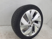 Load image into Gallery viewer, 1x Alufelge 17 Zoll 7.5" 5x112 51ET 5H0601025C VW Golf Viii Rim Wheel FEL6450433742es